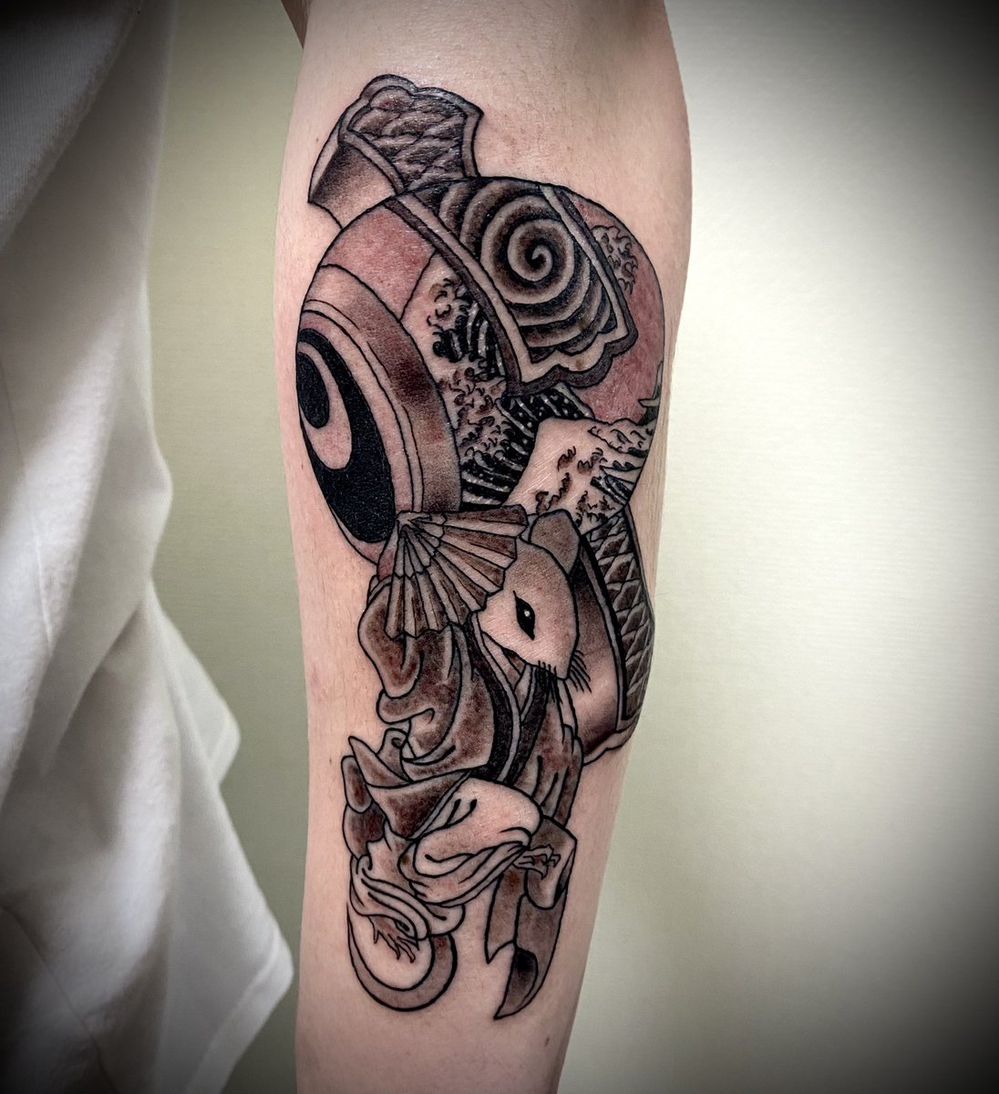 RYU02223031's tweet photo. .
.
.
#tattoo #tattooist #tattooartist  #tattoodesign #oldschooltattoo #americantraditionaltattoo #tattooideas #tatt #tattooed #tattooing #tattoos #skinart #刺青 #タトゥー #彫り師見習い #彫師見習い #タトゥーモニター募集中 #タトゥーモニター募集 #タトゥーモニター #和彫り https://t.co/INWxhkBxVH