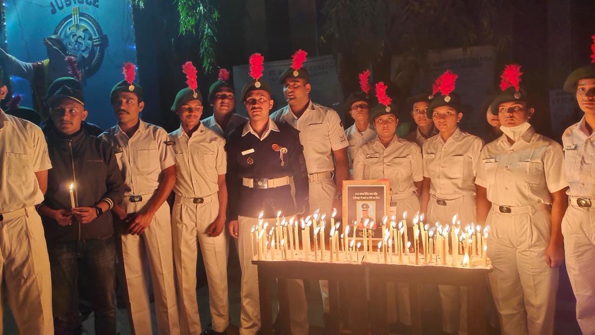 marymrons's tweet photo. In solidarity bidding adieu! To the brave hearts! Jai Hind Jai bharar @ https://t.co/K2Xy5cA3Qi