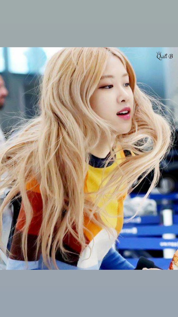 chambaeeeee's tweet photo. I vote #MAMAVOTE #rosé https://t.co/AlUxI1CMY2