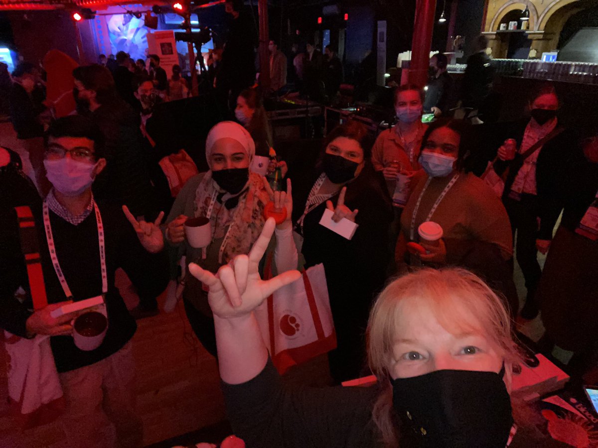 MedEdDocOnc's tweet photo. #ASHTrainees #ASH21 @ASH_hematology #ASH-a-palooza https://t.co/Cqap2UY0Fp