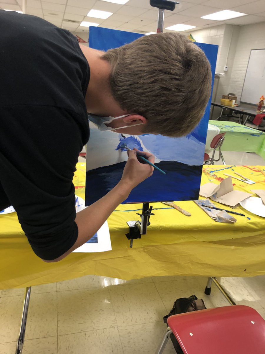 pcscubacats's tweet photo. Ethan demonstrating his art skills to a patron last night! https://t.co/i09GNJuBvu