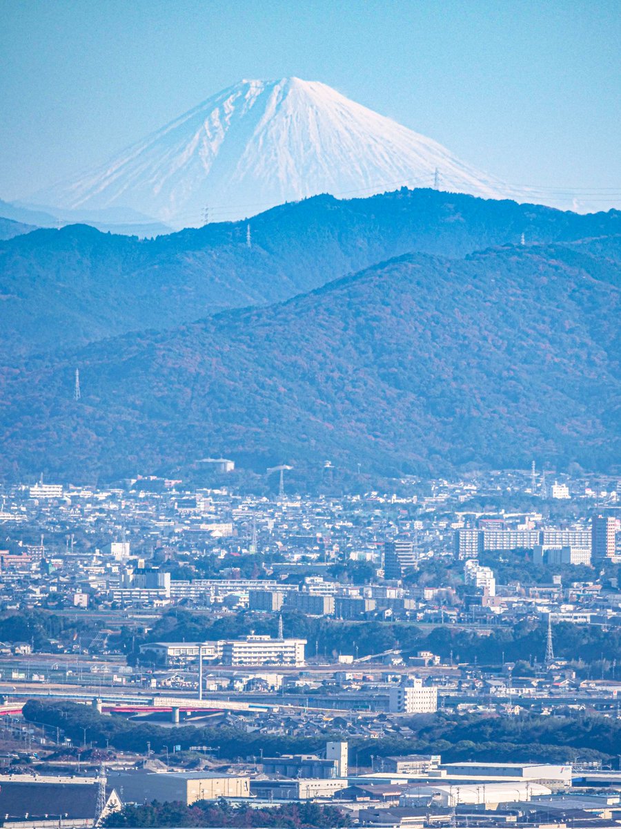 愛知県田原市の蔵王山から、153km先の富士山遠望。 #ミラーレス一眼