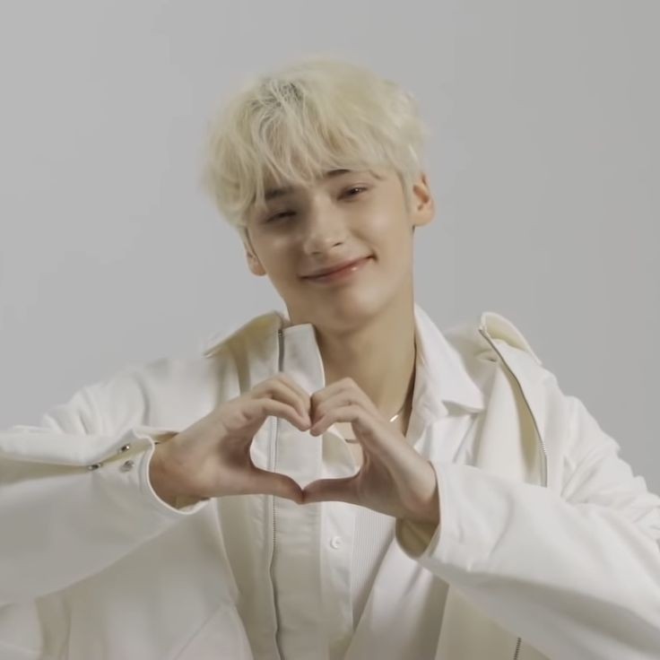ye0njun_913's tweet photo. #MAMAVOTE #txt
6시에 해시 투표마감 알티부탁드림미다 https://t.co/EfNdv0FOuB