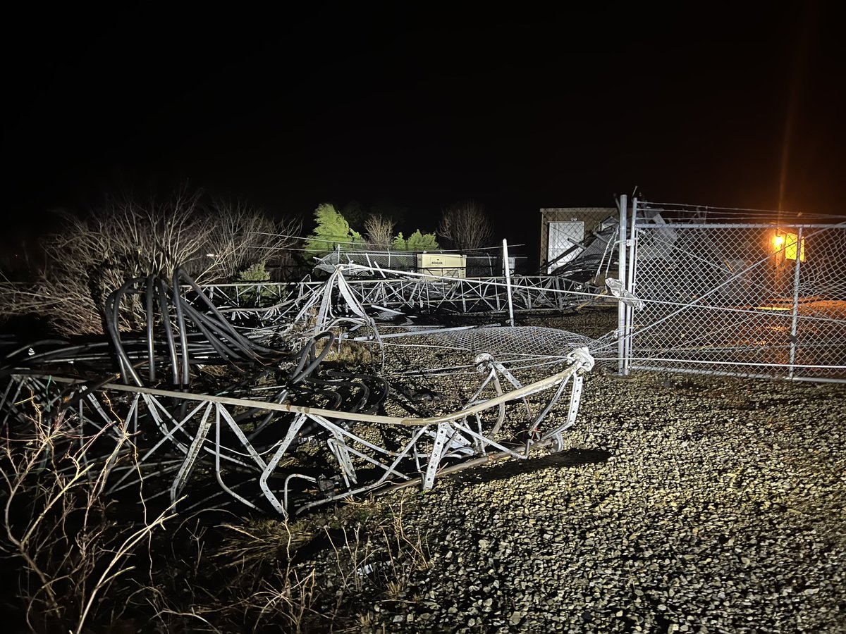 brianemfinger's tweet photo. Downed cell tower at Monette Ar #arwx https://t.co/tnOXrfYNB9