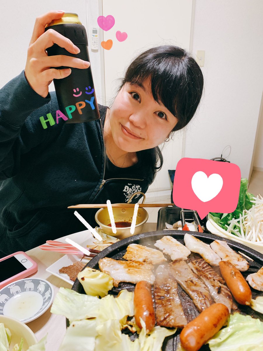 こんにちは土曜日！本日20時「菅原屋」新作更新です🤗
そして同じく20時から菅原ツイキャスです！こちらもよろしくお願いします！
昨日は菅原さんと念願の焼肉会🥩をしました〜☺️
せっせと焼いて食べさせてくれる優しい菅原さん❤️こう見えて(?)女子力あります😘