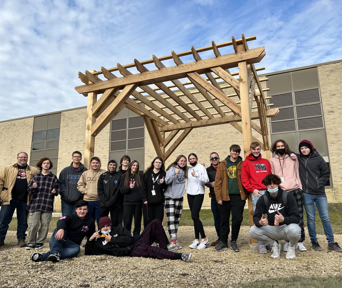 mrallenmath27's tweet photo. These kids crushed it on another project! Courtyard pergola ☑️ can’t wait for kids to use this space in the spring!! Time for some finals prep and winter projects! #geocon @Dist158 @HuntleyHS @MarcusJBelin #Construction #geometry #math https://t.co/5F2RyMnsLx