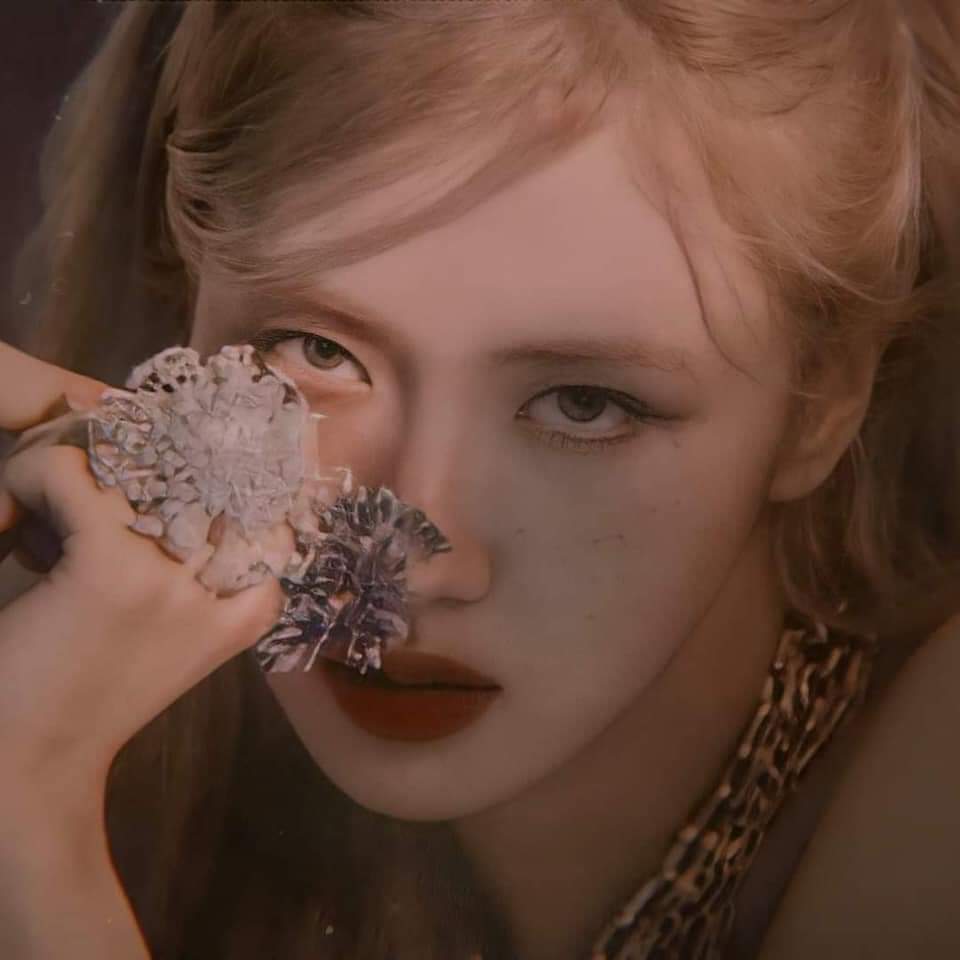 Follow chéo nha mọi người
I vote #MAMAVOTE2021 #rosé