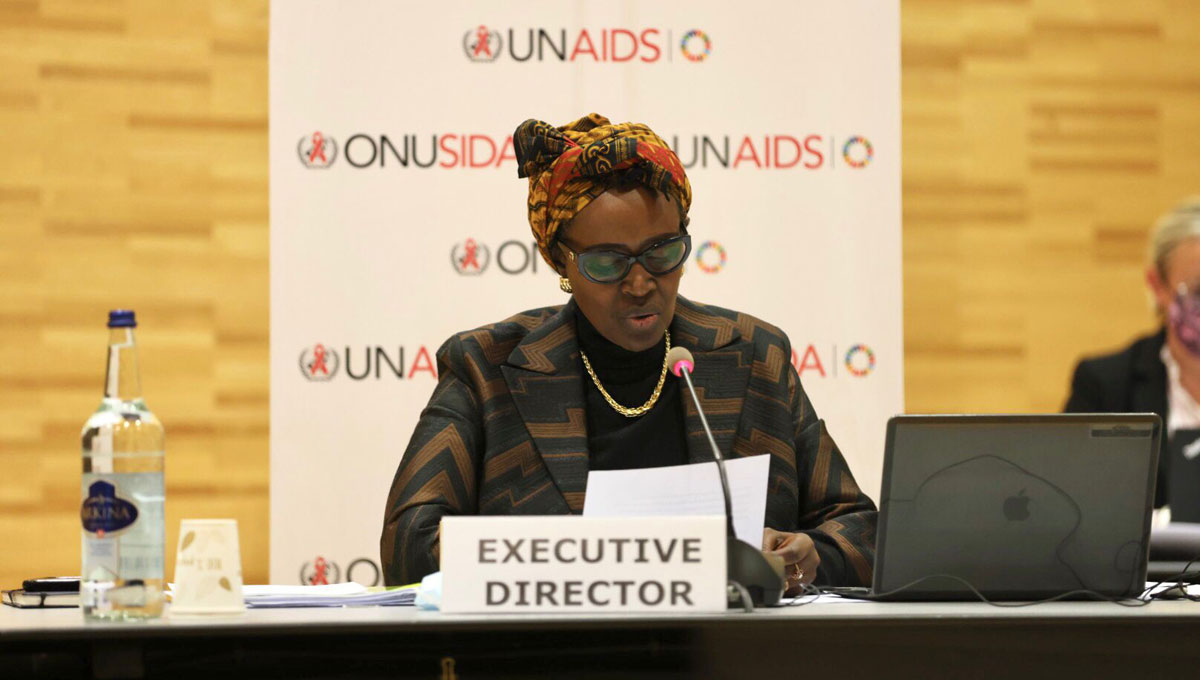 Winnie_Byanyima's tweet photo. The world is undergoing a data revolution, including both big data and small data. It is an exciting time, and it is a dangerous time. These data can be used to end inequalities, and they can also be used to consolidate power and oppress people. #PCB49 #HumanRightsDay https://t.co/zYDx500ILM