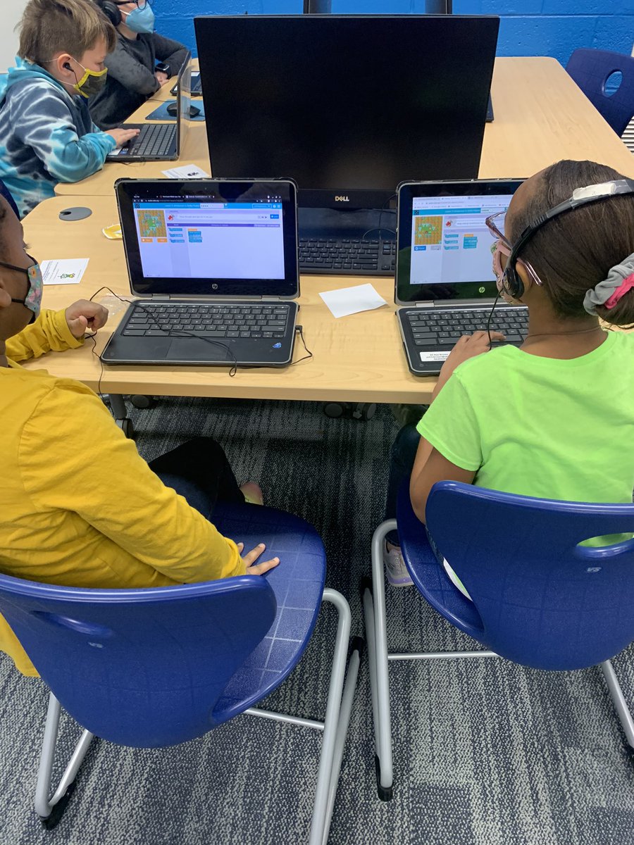 klein_staci's tweet photo. @western161 @D161Supe #d161learns Western participated in Hour of Code this week. Students all over the world were coding this week!!! Simply awesome!!! https://t.co/SaszdlFD05