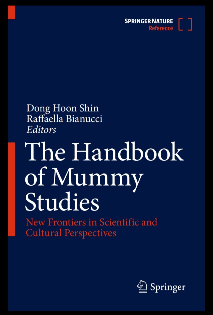 Kat_Bioarch's tweet photo. I just received my pdf version of the book me and my advisor contributed a chapter too and I am stoked about it! #bioanthro #bioarch https://t.co/f1CE2ExwJO