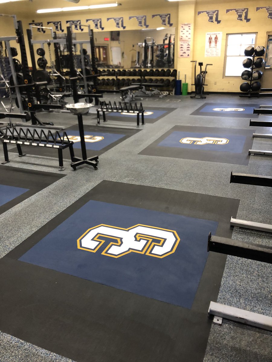 GCStrength1's tweet photo. Big upgrade to the GC weight room this week. New inlaid platforms. So much room for activities! https://t.co/UD0V6l3lnt