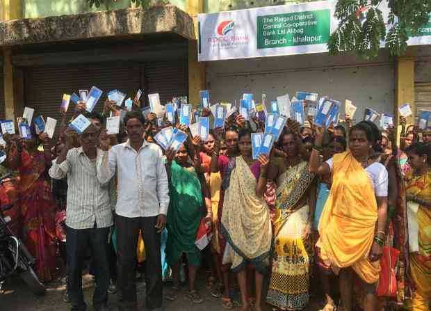 Privatisation cost you.....
1 - High service charges
2- huge minimum balance to maintain.
3- closure of branches from unprofitable areas.
4- Respect only to higher classes.

#BankBachao_DeshBachao 
<a href="/idesibanda/">Newton Bank Kumar</a> <a href="/yuvahallabol/">Yuva Halla Bol</a>