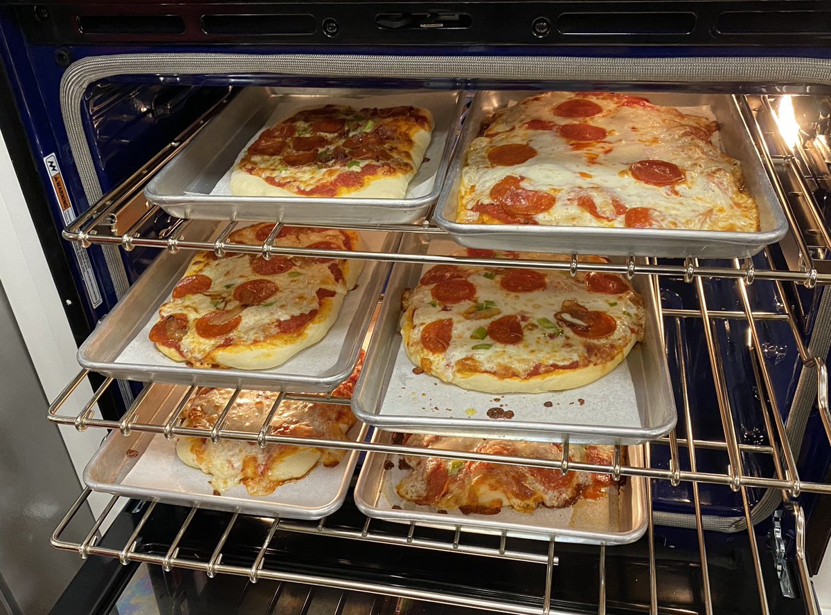 LHSCougarGBB's tweet photo. Every season Coach V would have our players over at the end of the season and make homemade pizzas for them. Tonight we took a cooking class together and put our pizza making skills to the test. It was a fun and delicious evening. https://t.co/GI4QXgIe3r