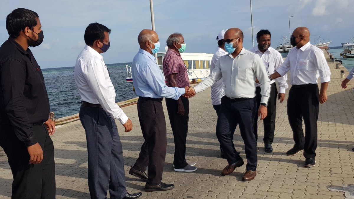 ishmaeelu's tweet photo. މަސްވެރިންގެ ދުވަހު އަލަށް ގާއިމު ކުރެވުނު 50މޓ. އައިސްޕްލާންޓާއިއެކު ފެލިވަރުގައި ދުވާލަކަށް އައިސް އުފެއްދޭ މިންވަރު 125މޓ އަށް އިތުރުކުރެވުނީ. މިރަސްމިއްޔާތު ޝަރަފުވެރި ކޮށްދެއްވުމަށް މިނިސްޓަރ @iameeru ވަޑައިގެންނެވިކަމަށްޓަކައި @mifcomv ޓީމުގެ ނަމުގައި ޝުކުރު ދަންނަވަން. https://t.co/Cae1q4xHV8