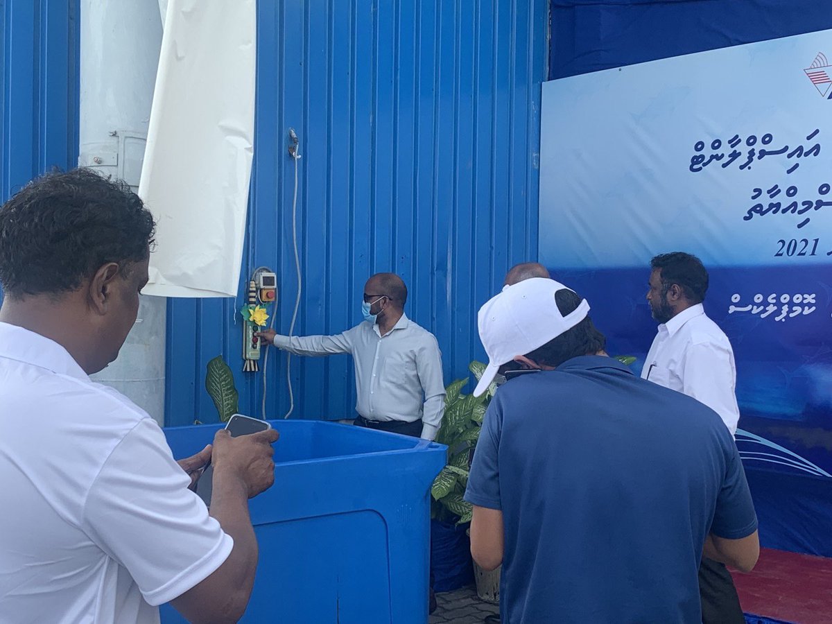 ishmaeelu's tweet photo. މަސްވެރިންގެ ދުވަހު އަލަށް ގާއިމު ކުރެވުނު 50މޓ. އައިސްޕްލާންޓާއިއެކު ފެލިވަރުގައި ދުވާލަކަށް އައިސް އުފެއްދޭ މިންވަރު 125މޓ އަށް އިތުރުކުރެވުނީ. މިރަސްމިއްޔާތު ޝަރަފުވެރި ކޮށްދެއްވުމަށް މިނިސްޓަރ @iameeru ވަޑައިގެންނެވިކަމަށްޓަކައި @mifcomv ޓީމުގެ ނަމުގައި ޝުކުރު ދަންނަވަން. https://t.co/Cae1q4xHV8