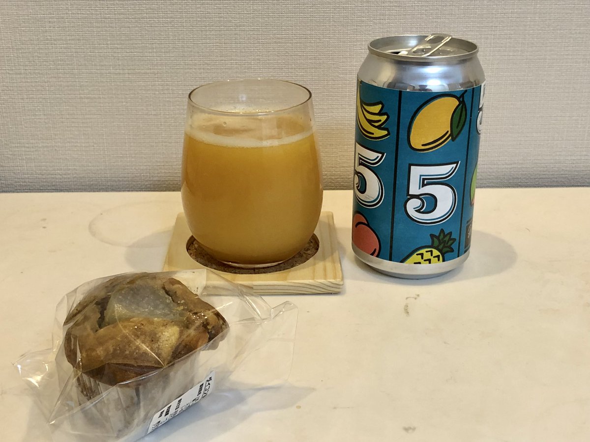 troisrivieres3's tweet photo. ホップ5種、モルト5種、フルーツ5種の贅沢IPA。苦味とフレッシュな酸味がマフィンに合いそう。

#IPA #beer #beeasybrewing #asmuffin #ほまれや https://t.co/B1b8KJSZY8