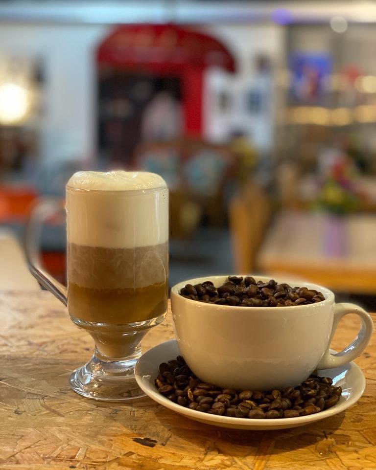 Fashion Hub Bar tweet media