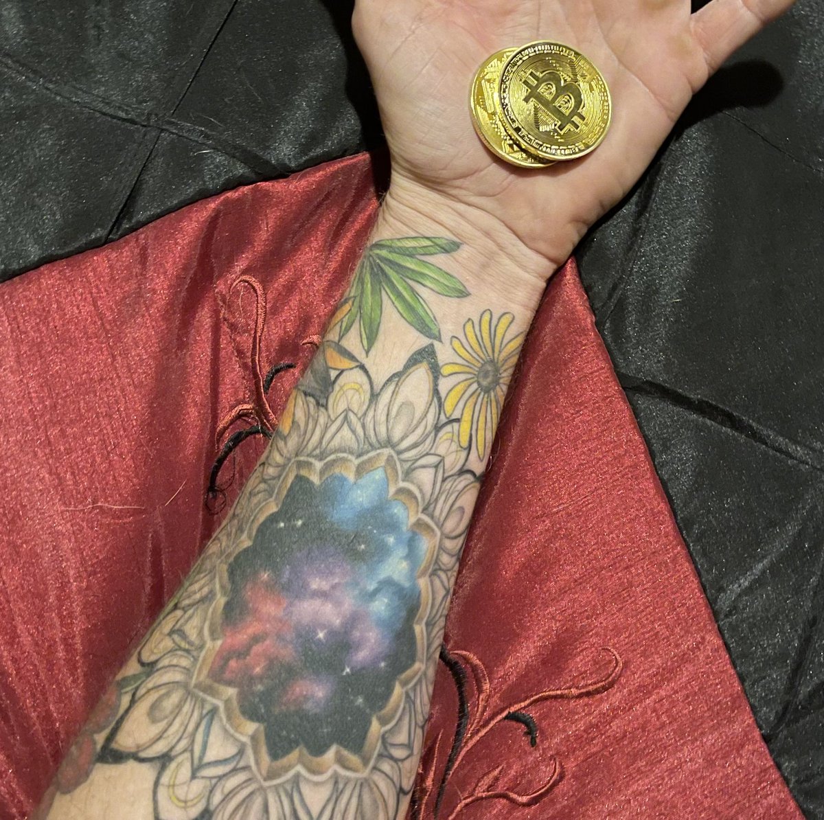 Found some coins today 💨 #Tattoos & #Crypto? Why not?