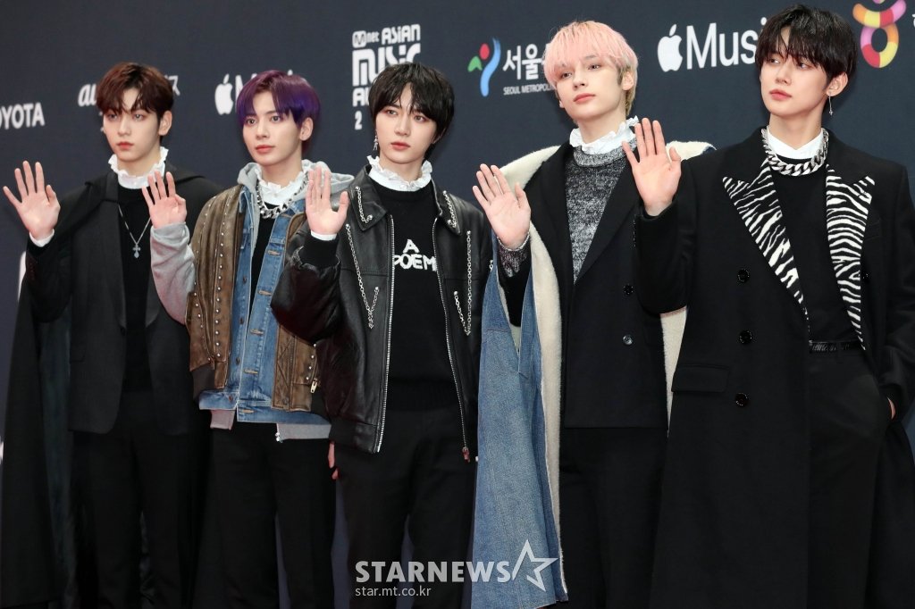 다섯 tweet media