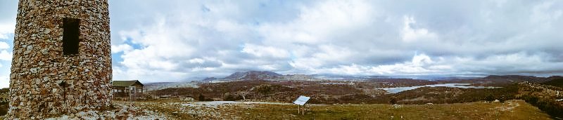 RicardoDoming's tweet photo. Caminata nórdica y medieval. Atalaya árabe (s.IX) y ermita visigoda de Valcamino (https://t.co/9tFxLclreg) | Passeggiata nordica e medievale, con torre araba ed eremo visigoto | Nordic and medieval walk, among Arab watchtower and Visigothic hermitage. @TurismoMadrid #ElBerrueco https://t.co/gVu7MVxswR