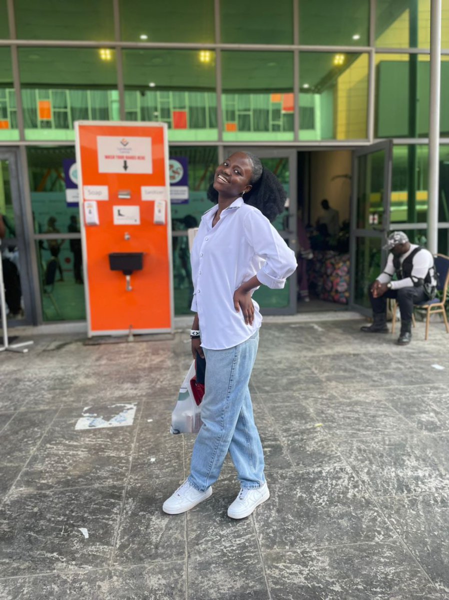 deyemipresh's tweet image. I forgot to drop pictures from #DevfestLagos2021 here. Met a lot of amazing people and after that day I just wanted to work harder! I got enough motivation to last me a a lifetime lol
Went with ladies from @SCAOAU ❤...met @TayCode, @Kolokodess @hackSultan and lots of tech gees!