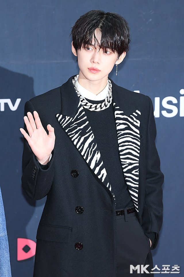 다섯 tweet media