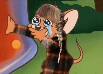 swiftlycurious's tweet photo. So she's not even gonna do a simple wish ?! Just a plad Happy Birthday To Folklore's sister !!! ... No ?! https://t.co/WqkPAAerM2