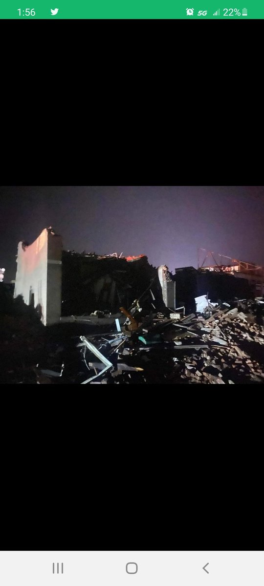 post6rangers's tweet photo. Pray for the our town, mayfield Ky. It took a direct hit by a EF4 Tornado destroying the downtown area. Banks, courthouse, post office, churches ect. #post26praysformayfieldky
Our home! https://t.co/SPpFqZrGEC