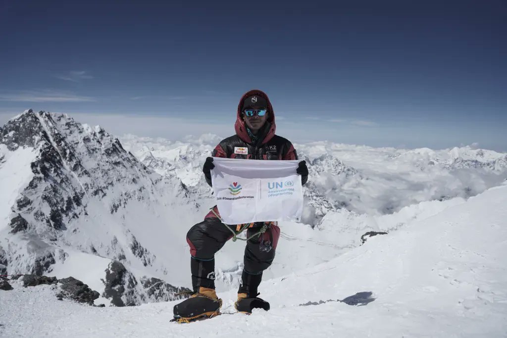 On #InternationalMountainDay, we're excited to welcome Nepalese 🇳🇵 Mountaineer Nirmal Purja <a href="/nimsdai/">Nirmal Purja MBE</a>, who has spent years scaling the world’s highest peaks, as a UNEP Mountain Advocate 🗻

Learn more: bit.ly/3lTOnvk
#GenerationRestoration

📸 Elite Exped &amp; Nimsdai