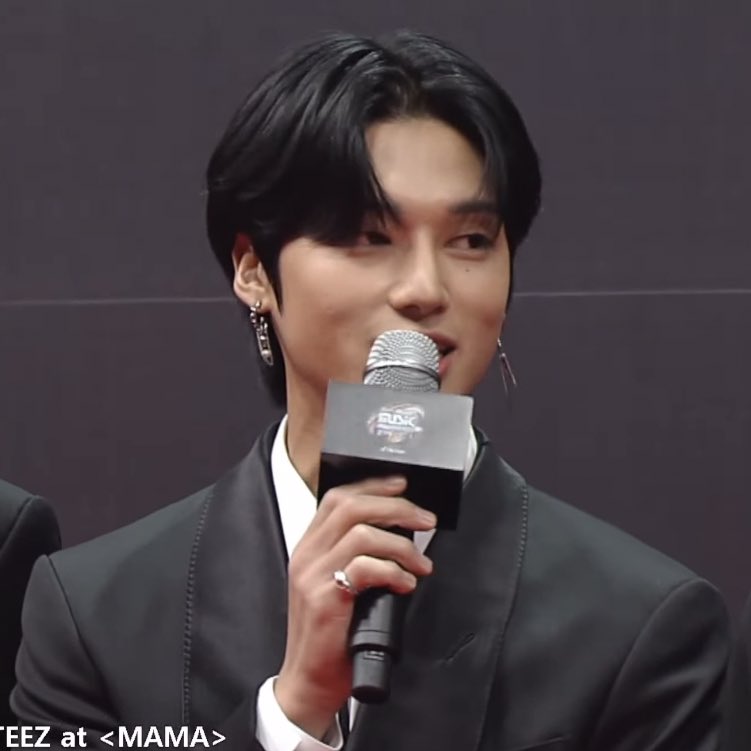 wooyoung pics ★ tweet media