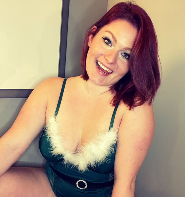 This weeks new outfit and the chance to win a SIGNED TPB PICTURE at the end of this week on my spicy🔥site<a href="/tag/lingerie"class="tags"><span>#lingerie</span></a><a href="/tag/model"class="tags"><span>#model</span></a><a href="/tag/sexy"class="tags"><span>#sexy</span></a><a href="/tag/spicy"class="tags"><span>#spicy</span></a><a href="/tag/anniversary"class="tags"><span>#anniversary</span></a>