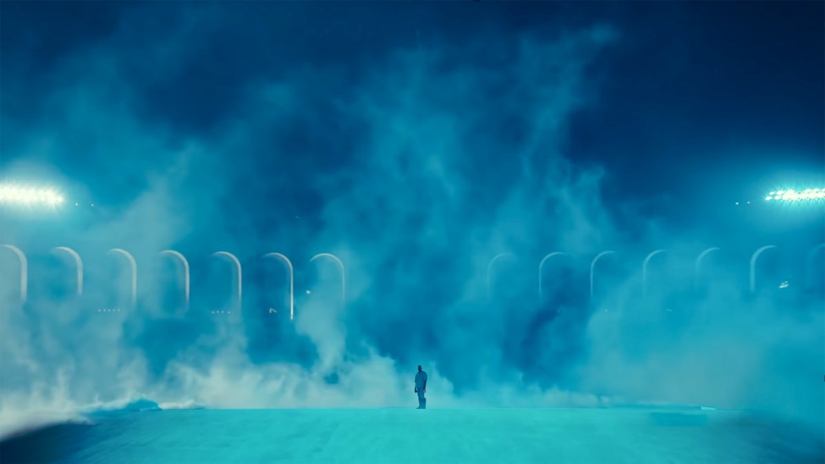 sunsetsalu's tweet photo. this still of Kanye as Runaway begins playing...unearthly https://t.co/8p2FBIa0iG