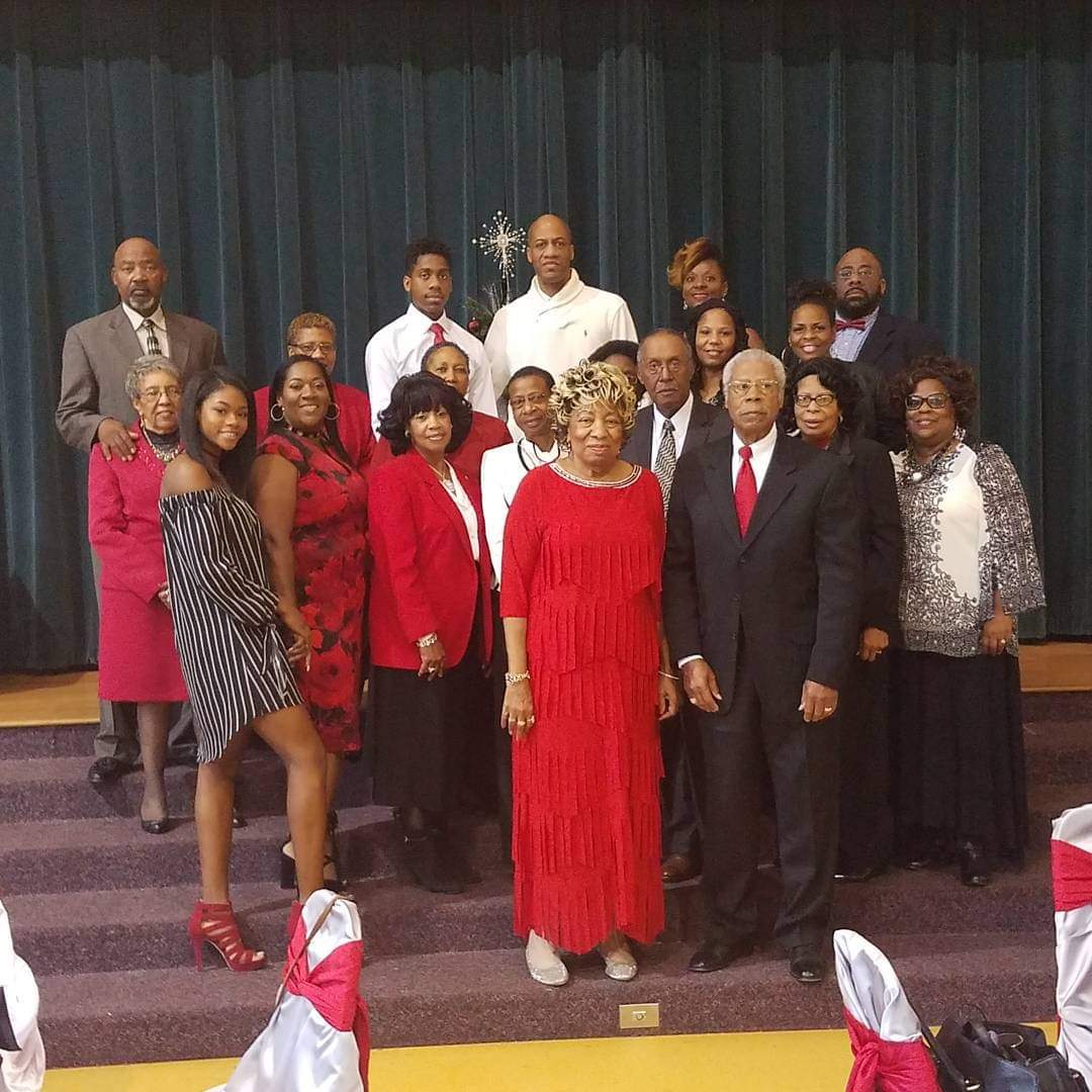 cdcdrum's tweet photo. Man, Facebook memories gets to me! This was four years ago today at my dear mother's retirement celebration at the church after 54 years. Man, our families showed up! I love and miss you dearly, my dear mother! 💔💔 #missingmymother https://t.co/6qJpzBN7fN