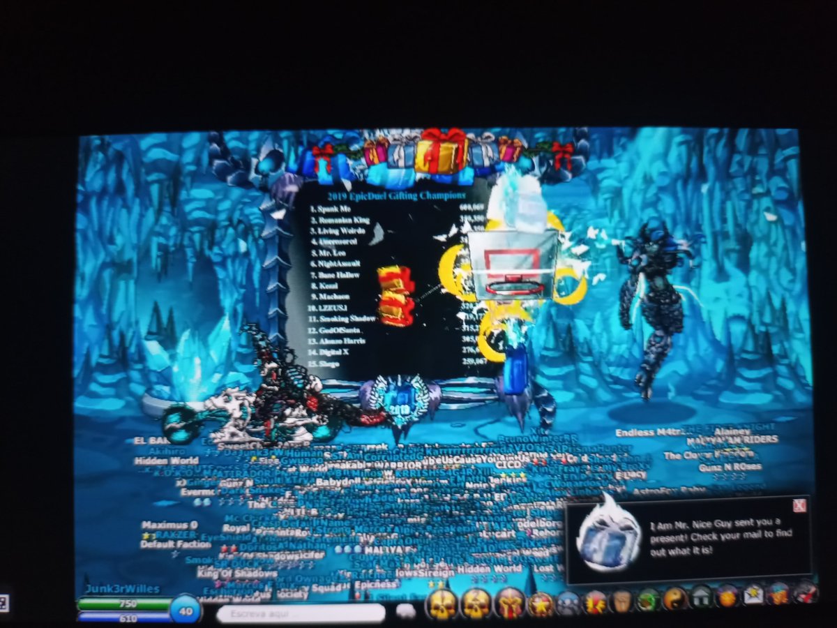 JUNK3RED's tweet photo. catástrofe real🎁🎁🌊🌬️
#edcodes #edgifts https://t.co/kbsBGAzf7j