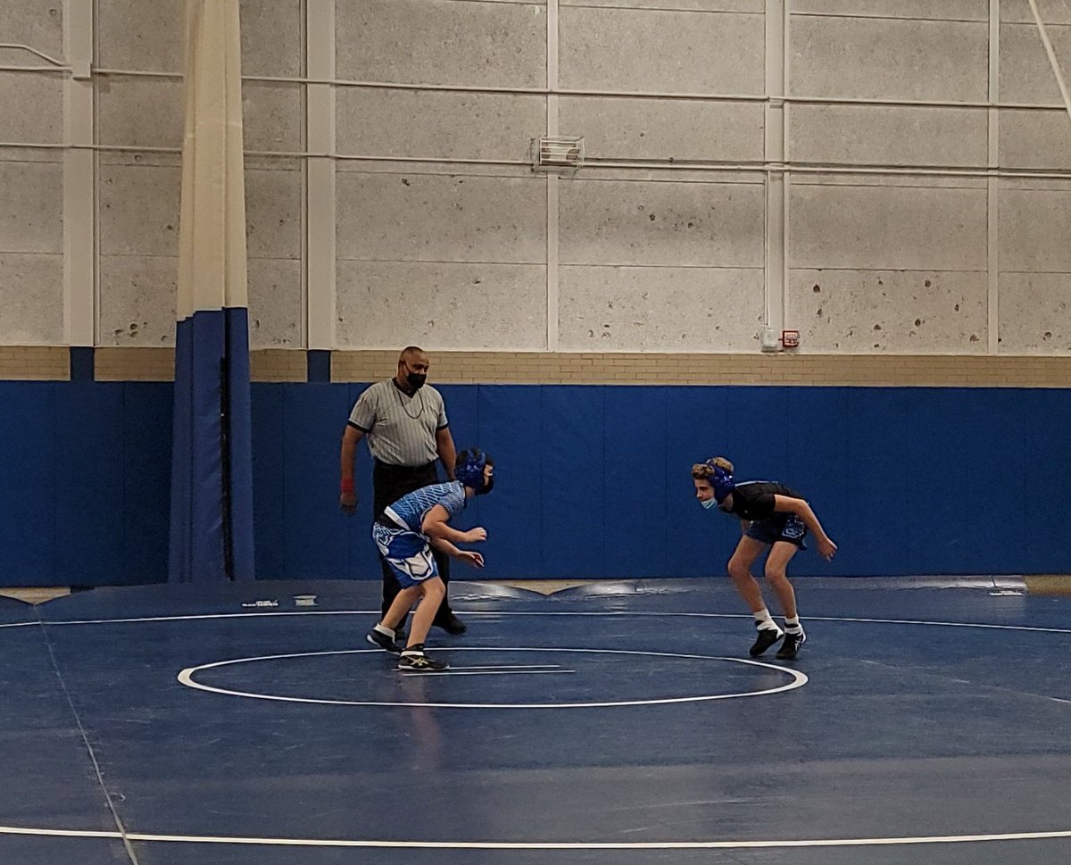 Great job Shaker Mod Blue vs. Niskayuna today! #hornsup  <a href="/shakerwrestling/">Shaker Wrestling</a>