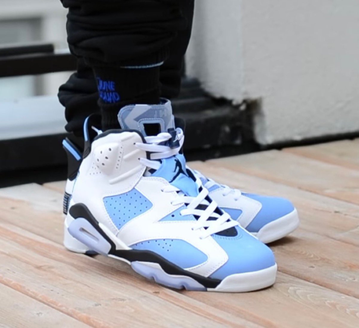 Nike】Air Jordan 6 Retro “UNC” On-Foot Look［ナイキ AJ6 エア 