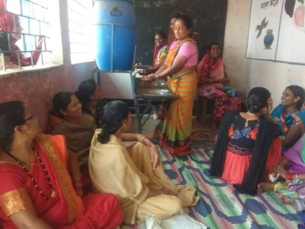 MoRD_GoI's tweet photo. To commemorate #IndiaAt75, PM Shri @narendramodi has advised #SHGs to spend 75hrs in creating awareness on issues including health, nutrition & WASH. Cleanliness drives & rallies were conducted by #SRLMs during the 'Sanitation Week'. #AmritMahotsav
Read: https://t.co/D9WGh4qzdM https://t.co/EL0rZmaguQ