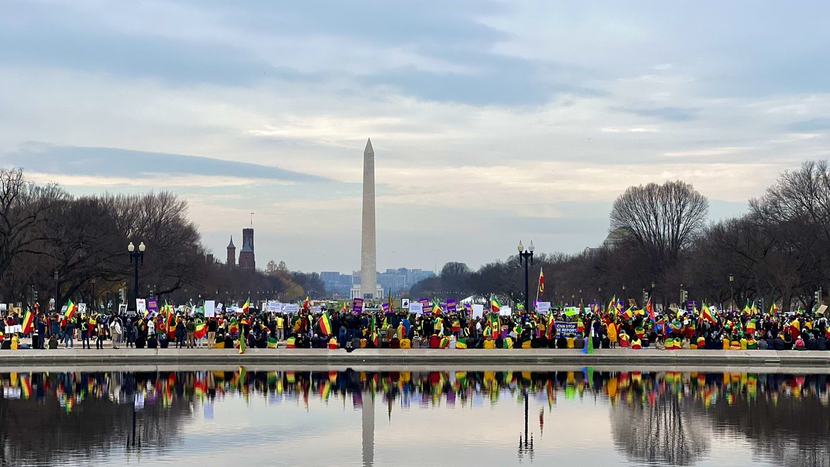 December 10, 2021! US Capitol, Washington DC!

This is what all the #FakeNews MSM don’t want you to see! The revolution will not be televised! #NoMore #Ethiopia 💚💛❤️

📸 <a href="/AbelHarar/">Abel</a>
