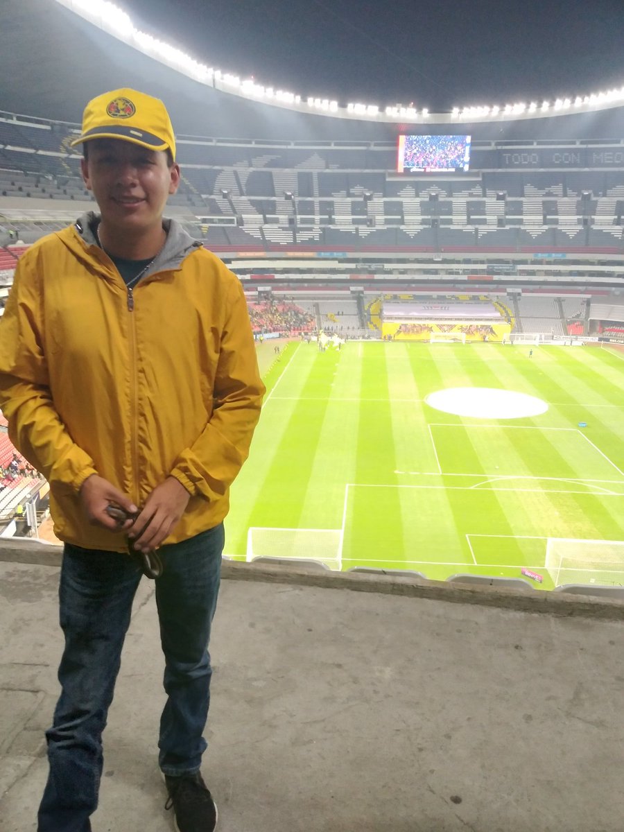 everagm1's tweet photo. Mi primera vez en el Estadio Azteca 🥳🦅
Gracias @atsumisaorii https://t.co/9Pg7oe5ZDh