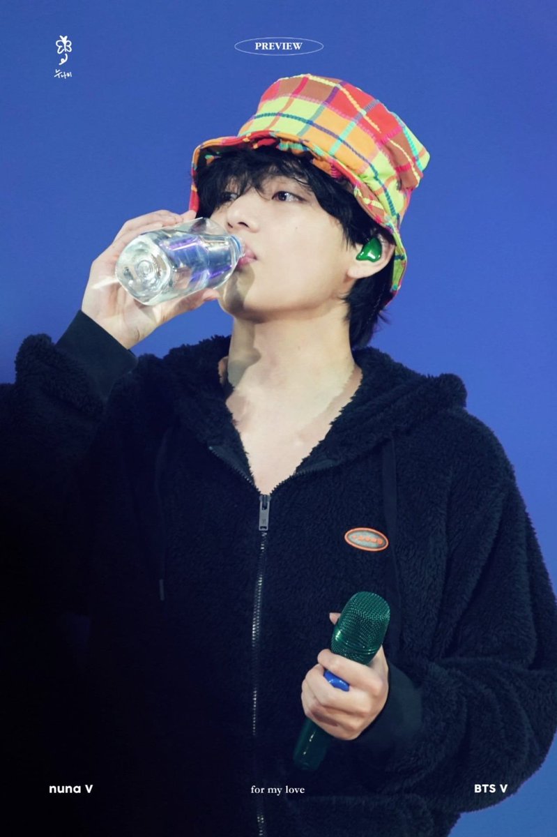 kim taehyung pics. tweet media