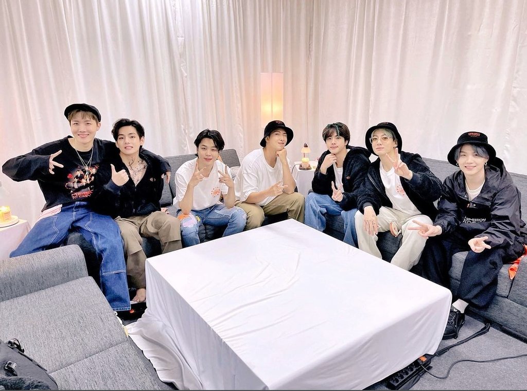 _pandiarmy4_'s tweet photo. I vote for #bts #MAMAVOTE
@BTS_twt https://t.co/86JLDe76o8
