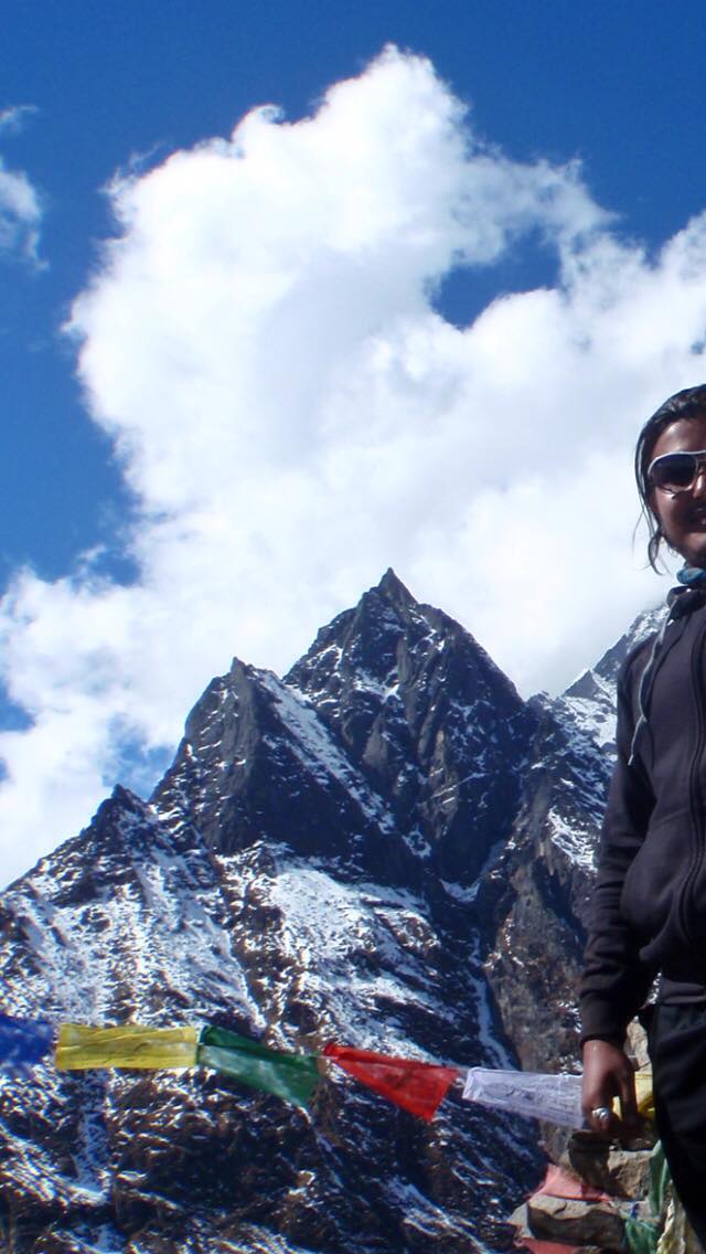 BalmikiAdhikari's tweet photo. अन्तर्राष्ट्रिय #पर्वत दिवस को शुभकामना !🙏
"International Mountain Day"
सम्पूर्ण मानवजाति को एउटै चाहाना,
सफा र सुरक्षित पर्वत होस् सबैमा शुभकामना !!
#CleanMountain #SafeMountain
#हिमवत्खण्ड को रक्षा नै सम्पूर्ण मानवजाति को #रक्षा निमित्त कोसेढुङ्गो साबित हुनेछ !
#Himalayas🇳🇵🌏 https://t.co/reAGvAlQOa