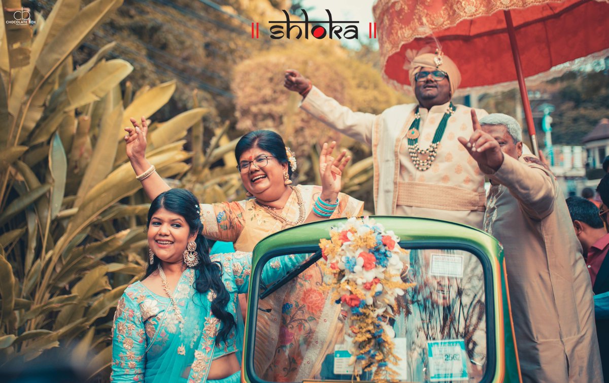 ShlokaEvents's tweet photo. And that’s what we call ‘Entering in Style’!
#Weddingplanners #wedding #weddingplanner #weddinginspiration #weddingplanning #eventplanner #weddingdecor #destinationwedding #Indianwedding #weddingideas https://t.co/qDrgl4o5mH