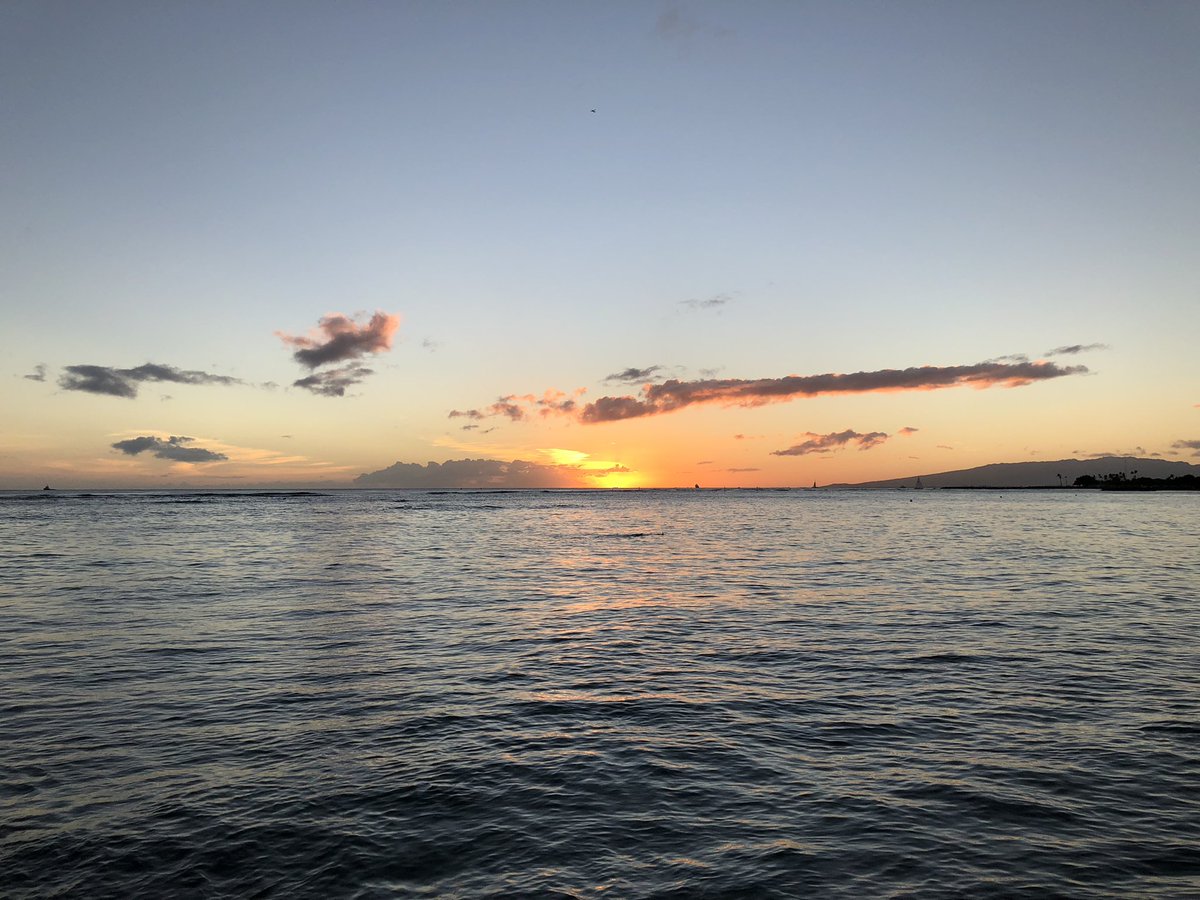 cwcopas's tweet photo. @auliicravalho From Waikiki.🙂 https://t.co/zy7lXAdwfI