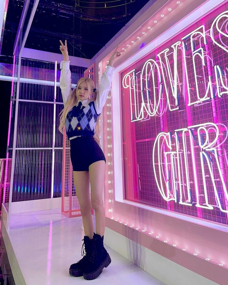 hhenna6's tweet photo. I vote #MAMAVOTE #rosé @BLACKPINK 
Ngày cuối chiến khô máu thôi mọi người ơiiii https://t.co/JWLr4IfTyD