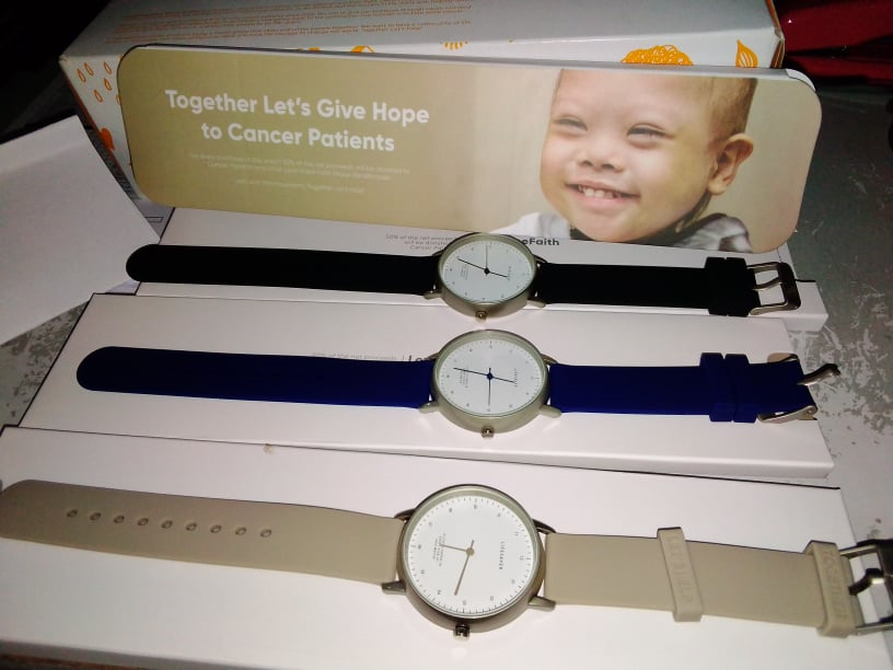 fiakale's tweet photo. I'm a fan of wrist watch and it's such a privilege to help in such a simple way. I'm so happy na may mga ganitong groups na nakakatulong sa mga taong may cancer. and It's very simple but very meaningful lalo na sakin. #TogetherLetsHelp #LifeSaverWatch #LoveHopefaithGroup https://t.co/7JiVmek0UI