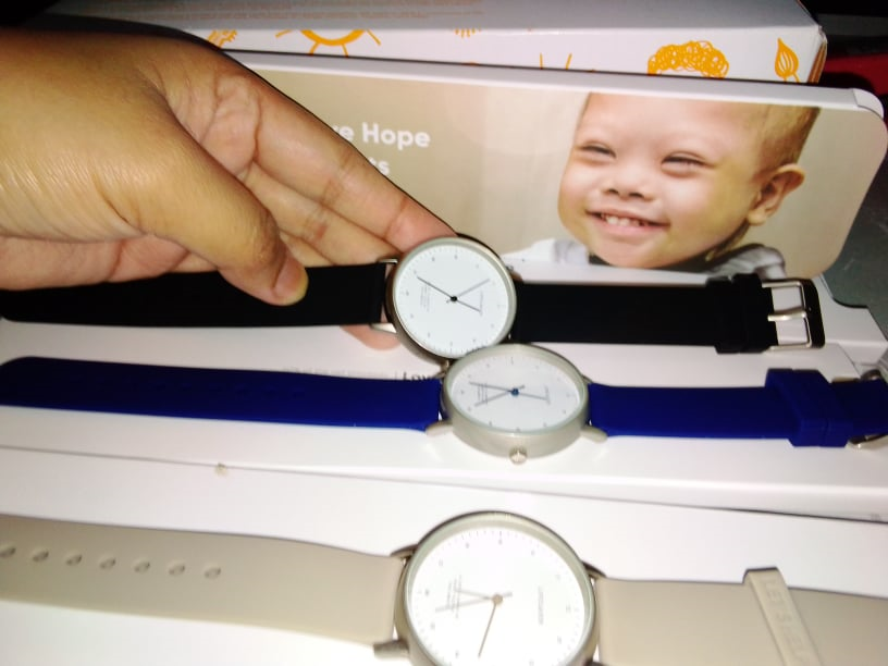 fiakale's tweet photo. I'm a fan of wrist watch and it's such a privilege to help in such a simple way. I'm so happy na may mga ganitong groups na nakakatulong sa mga taong may cancer. and It's very simple but very meaningful lalo na sakin. #TogetherLetsHelp #LifeSaverWatch #LoveHopefaithGroup https://t.co/7JiVmek0UI