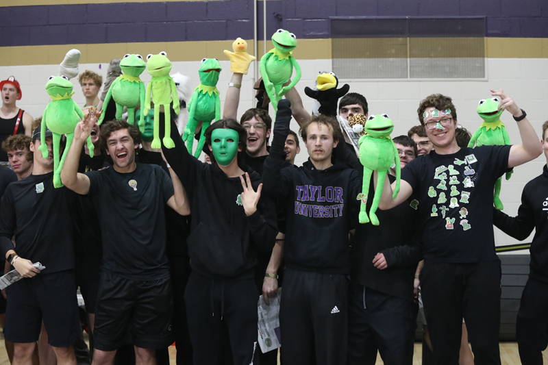 taylortrojans's tweet photo. #TUSilentNight. What. A. Night!

Use this link to view 50 of our best images from the 24th-Annual Ivanhoes Silent Night - https://t.co/WR9KtJVdqQ

Thanks to Jim Garringer and Hailey Hamilton for the images.

@taylor_hoops #TaylorMBB https://t.co/OIAFPNXlEa