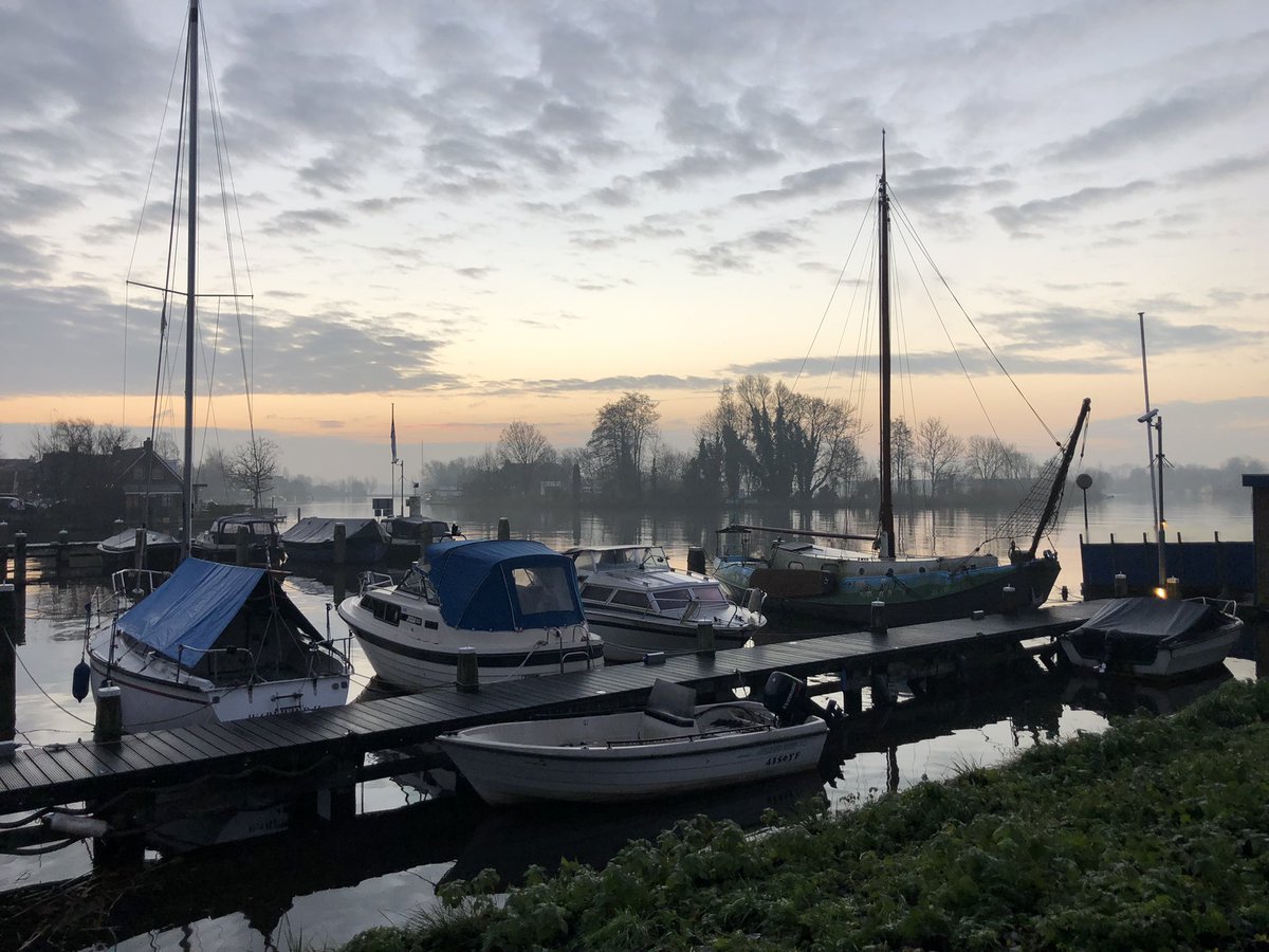 PieterTammens's tweet photo. Waar loopt Tammens vandaag? Als altijd in een ansichtkaart #DeVecht https://t.co/5WlFB2z4Hl