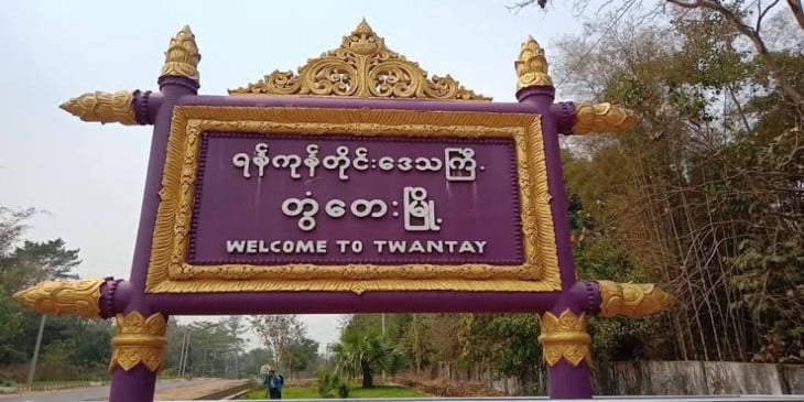 Junta soldiers on Saturday forced shops in Yangon Region’s Twante Township to shut in response to their closures on Friday as part of a nationwide silent strike. They fired shots and yelled as they ordered owners to shut down their shops for a week. #WhatsHappeningInMyanmar